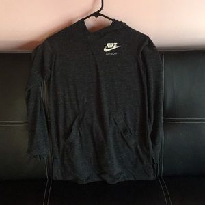 Nike Tops - Nike Sweatshirt Nike Tops - Nike Sweatshirt
